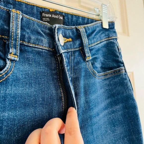 Frank and Oak Kim Slim Fit Jean 25W 28.5L - Picture 7 of 16